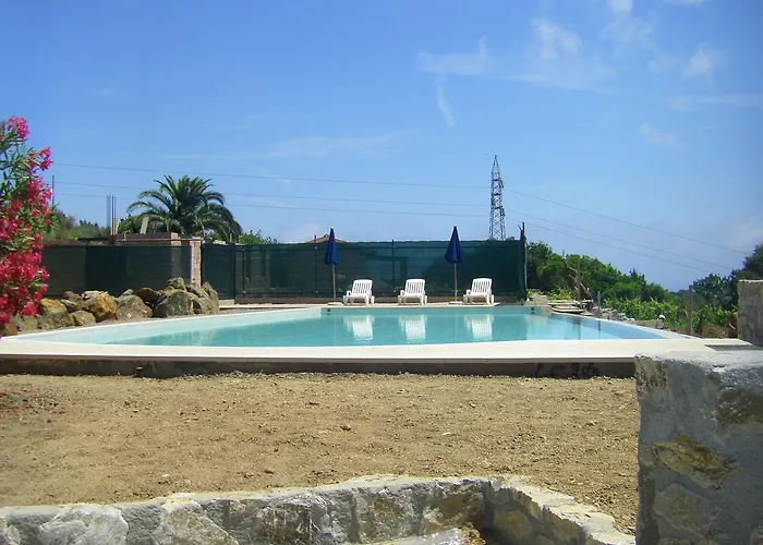 Hotel apartamentowy La Chiusa Di Rio Rio dellʼElba