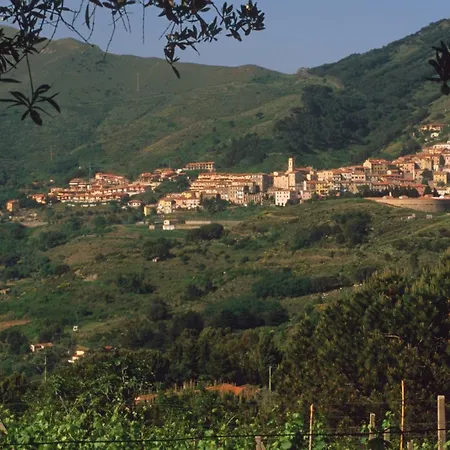 Lejlighedshotel La Chiusa Di Rio 4*