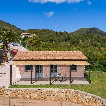 La Chiusa Di Rio Rio dellʼElba